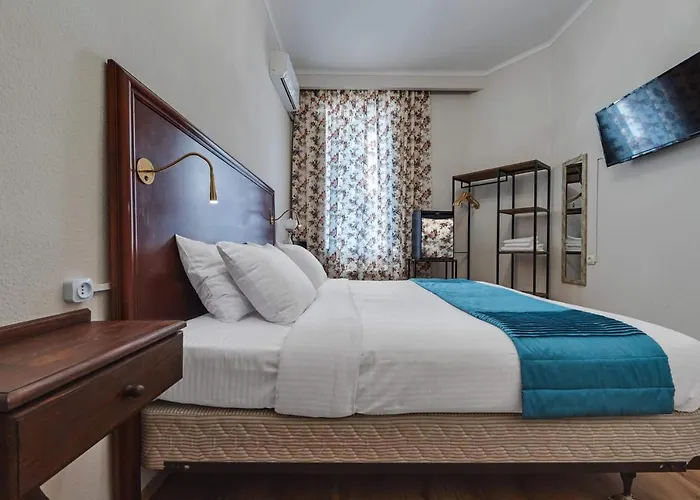 House 52 Boutique Hotel
