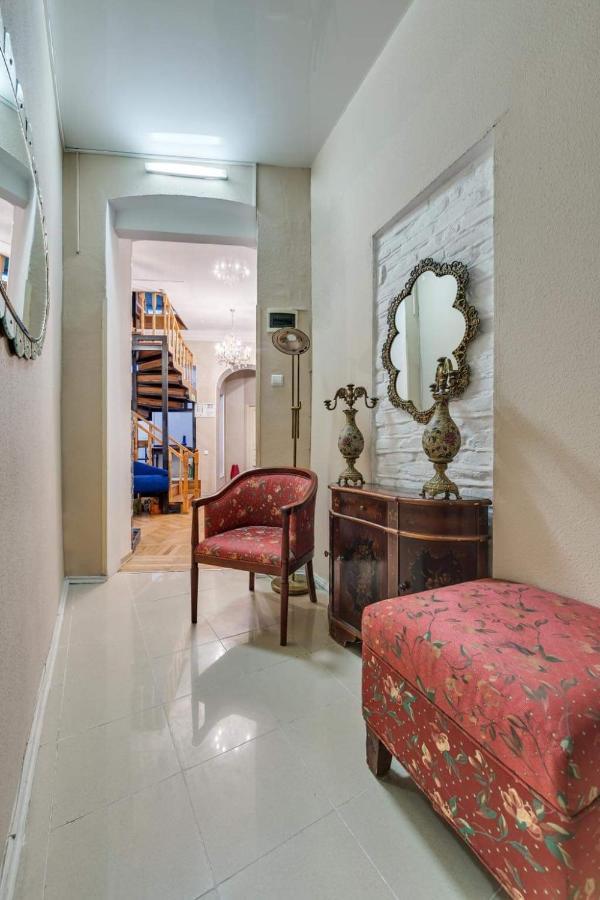 House 52 Boutique Готель Тбілісі